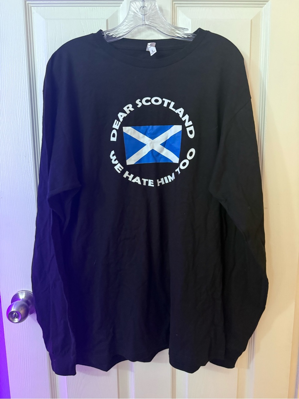 Black Long-Sleeve Graphic Sweater with Scotland Flag